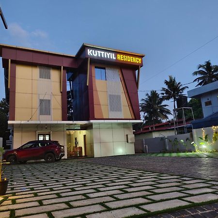 Villa Kuttiyil Residency à Kottārakara Extérieur photo